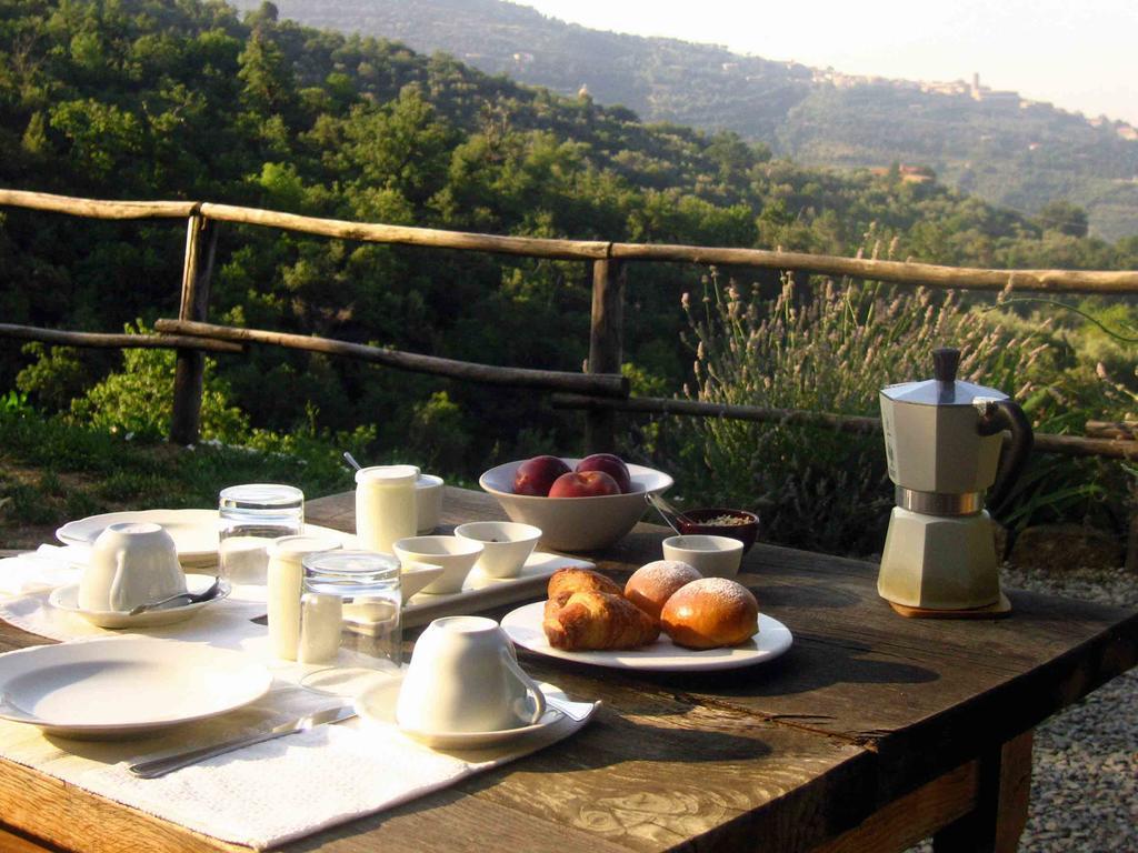 Locanda San Martino A Bocena กอร์โตนา ภายนอก รูปภาพ